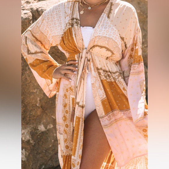 NWT VICI WAITING ON THE SUN PATCHWORK DUSTER KIMONO 😍😍 - Picture 4 of 9
